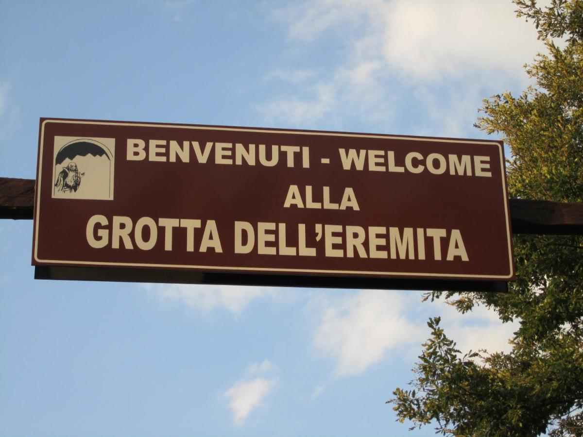 Agriturismo Grotta Dell'Eremita Albano di Lucania Εξωτερικό φωτογραφία